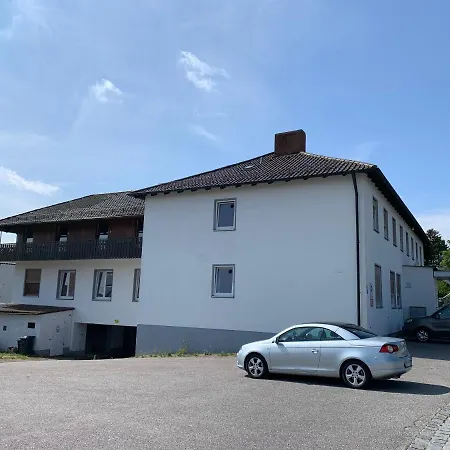Arama Monteurzimmer